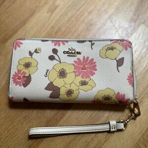 Coach Floral Wallet with wrist strap - LIKE NEW